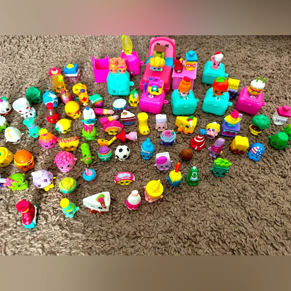 Little shopkins